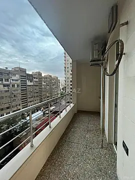 Satılır 4 otaqlı mənzil 177 m²