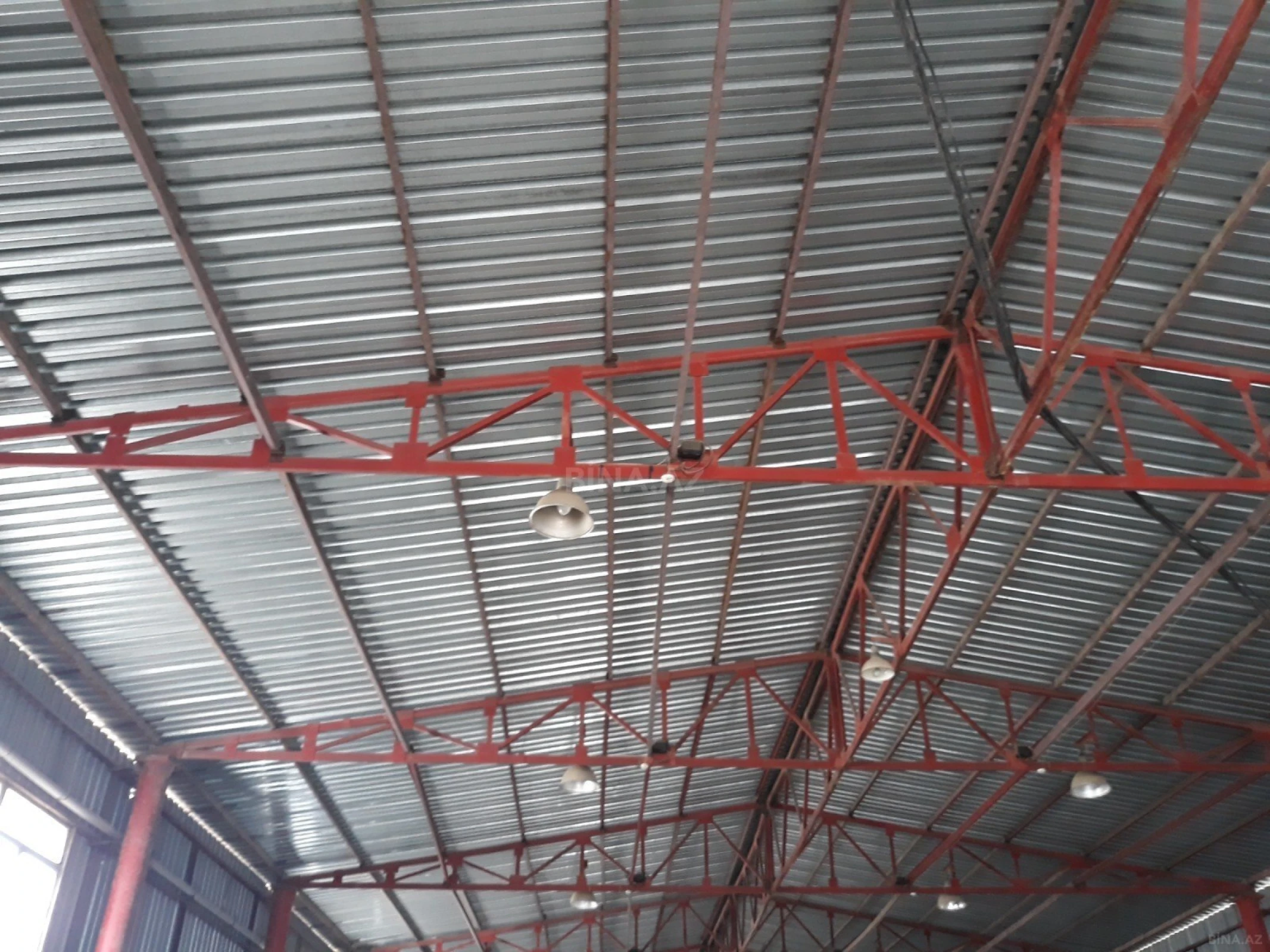 Kirayə verilir obyekt 2600 m²