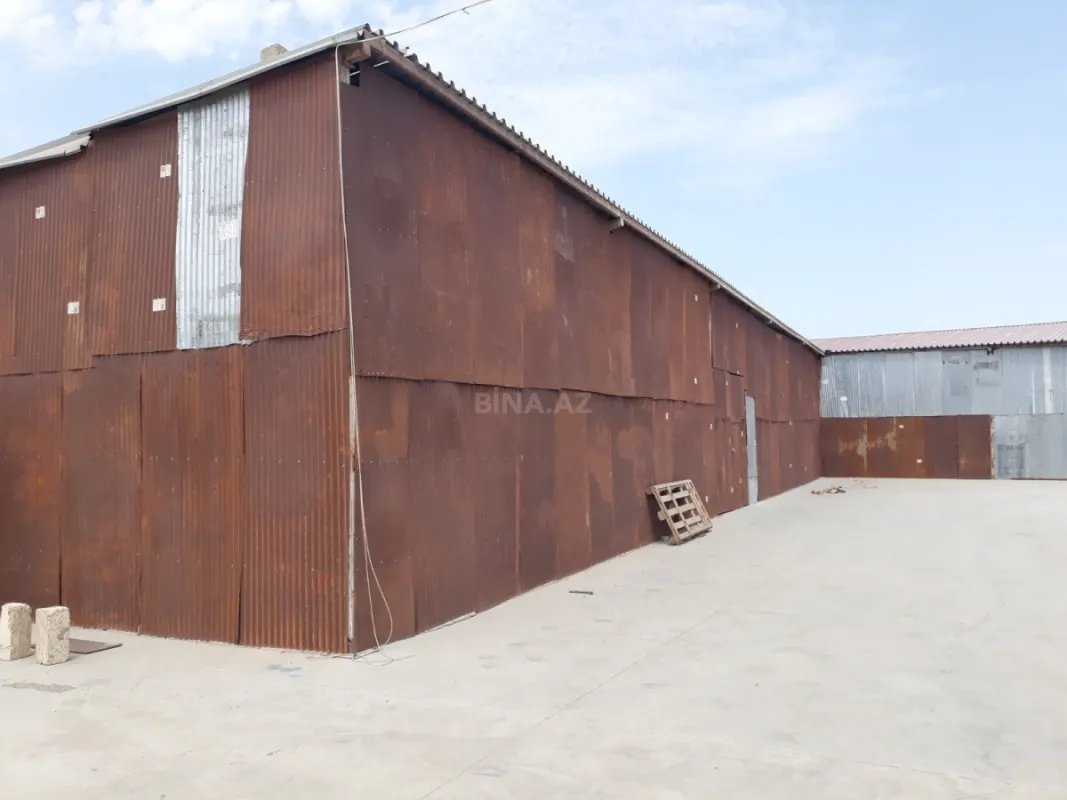 Kirayə verilir obyekt 2600 m²