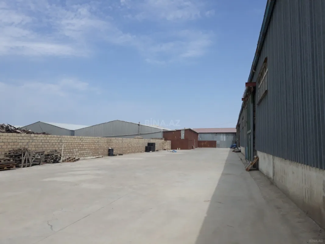 Kirayə verilir obyekt 2600 m²