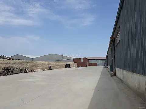 Kirayə verilir obyekt 2600 m²