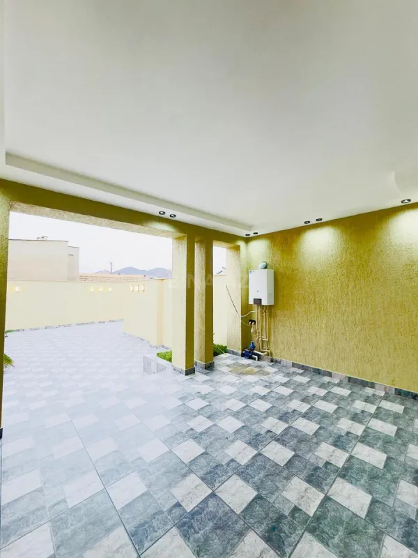 Satılır 4 otaqlı həyət evi 160 m²