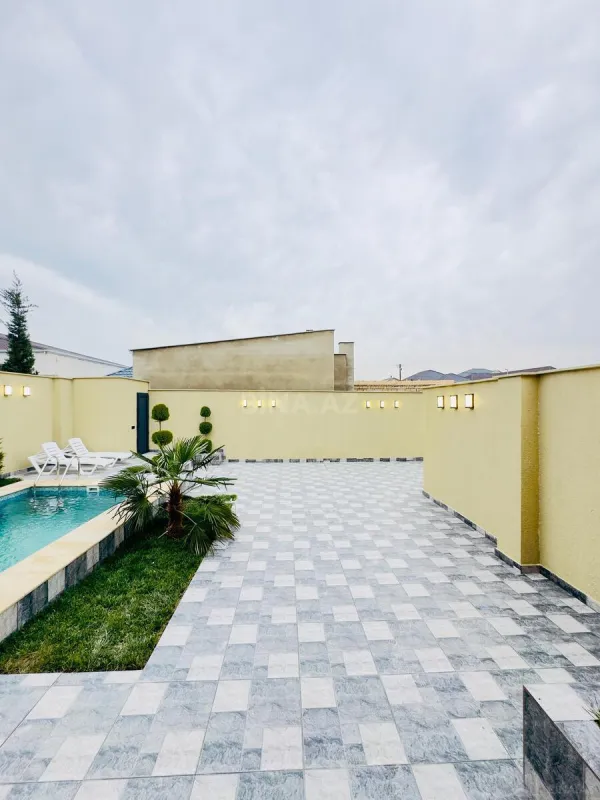 Satılır 4 otaqlı həyət evi 160 m²