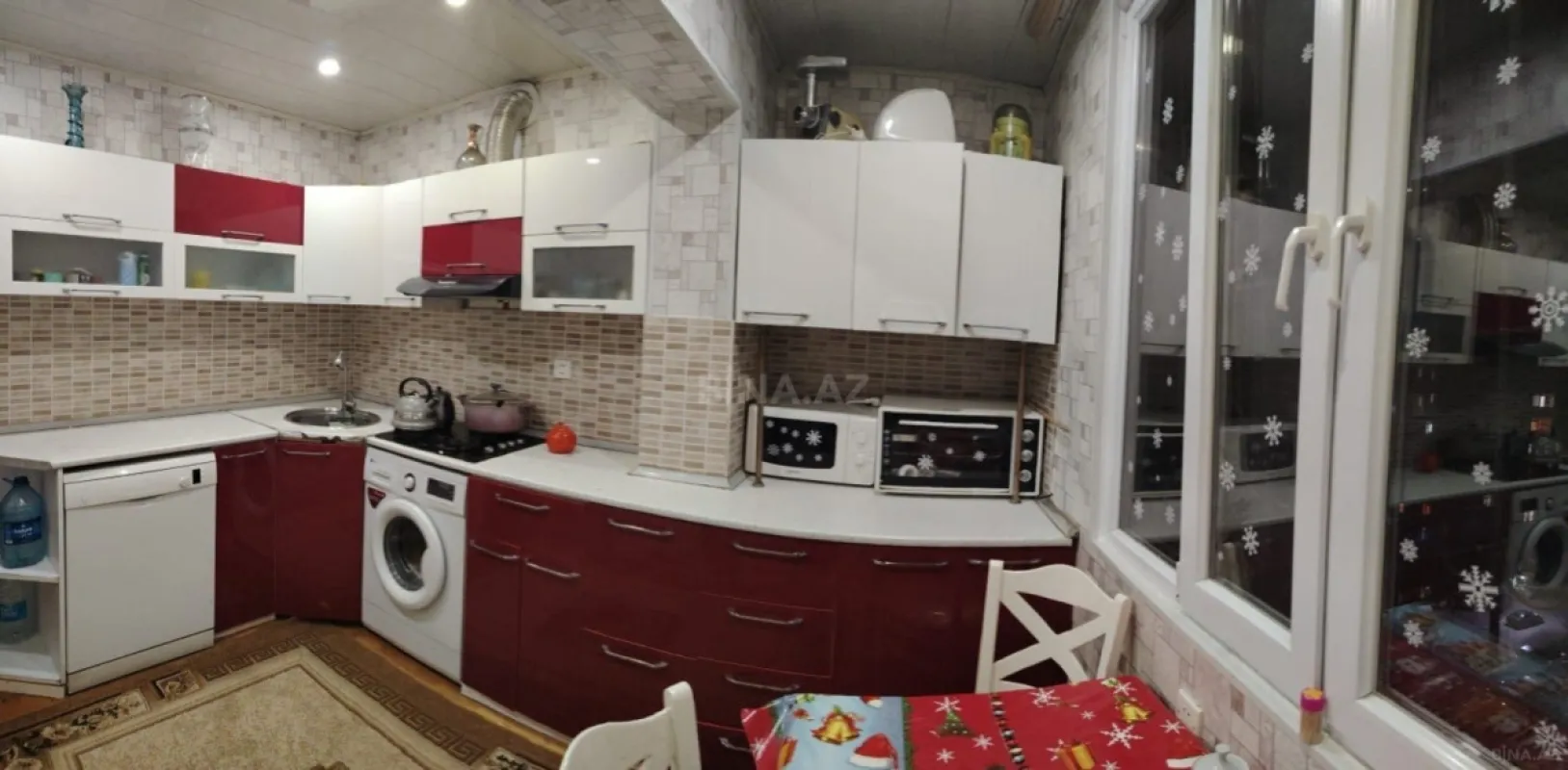 Satılır 5 otaqlı mənzil 120 m²