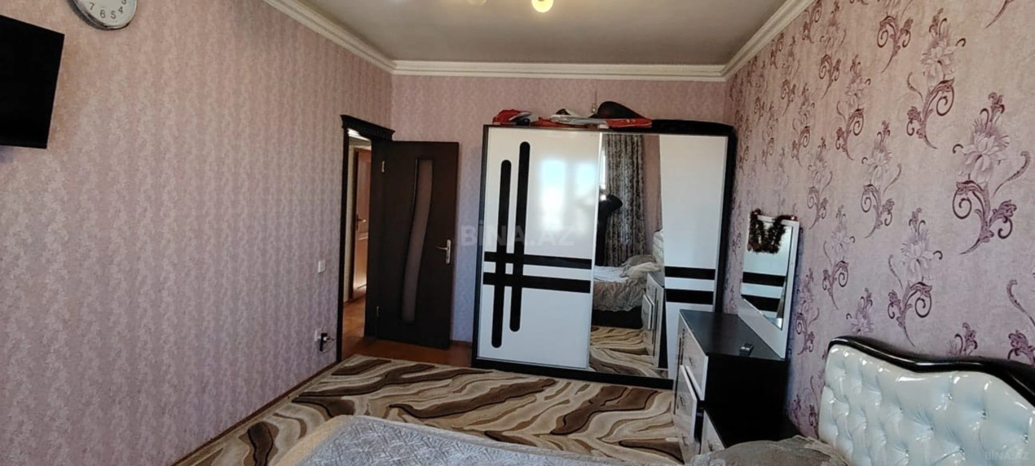 Satılır 5 otaqlı mənzil 120 m²