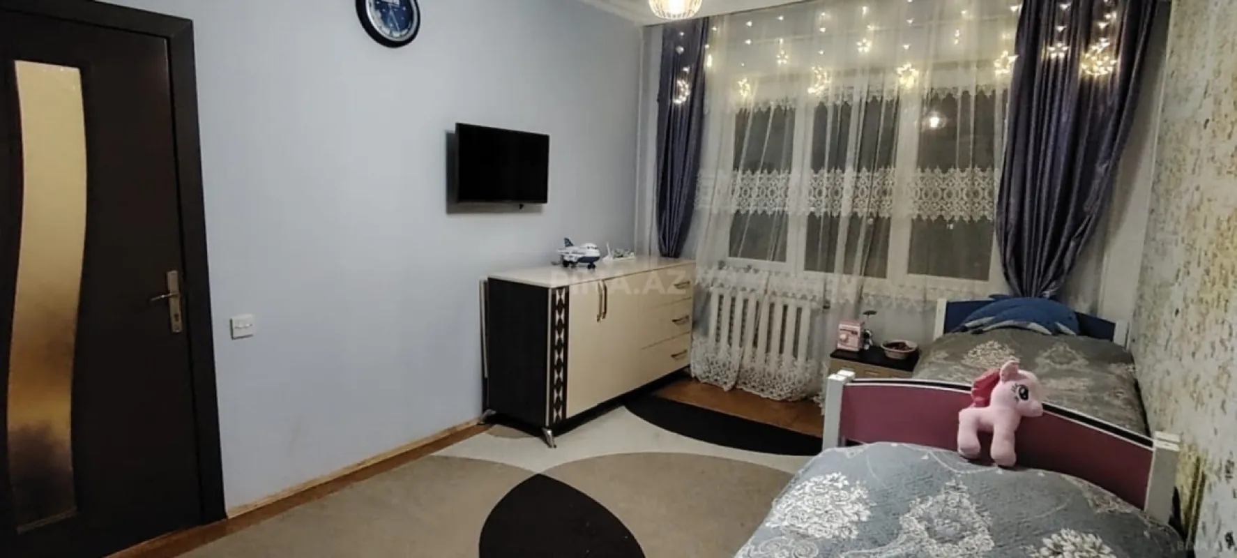 Satılır 5 otaqlı mənzil 120 m²