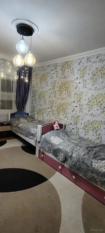 Satılır 5 otaqlı mənzil 120 m²