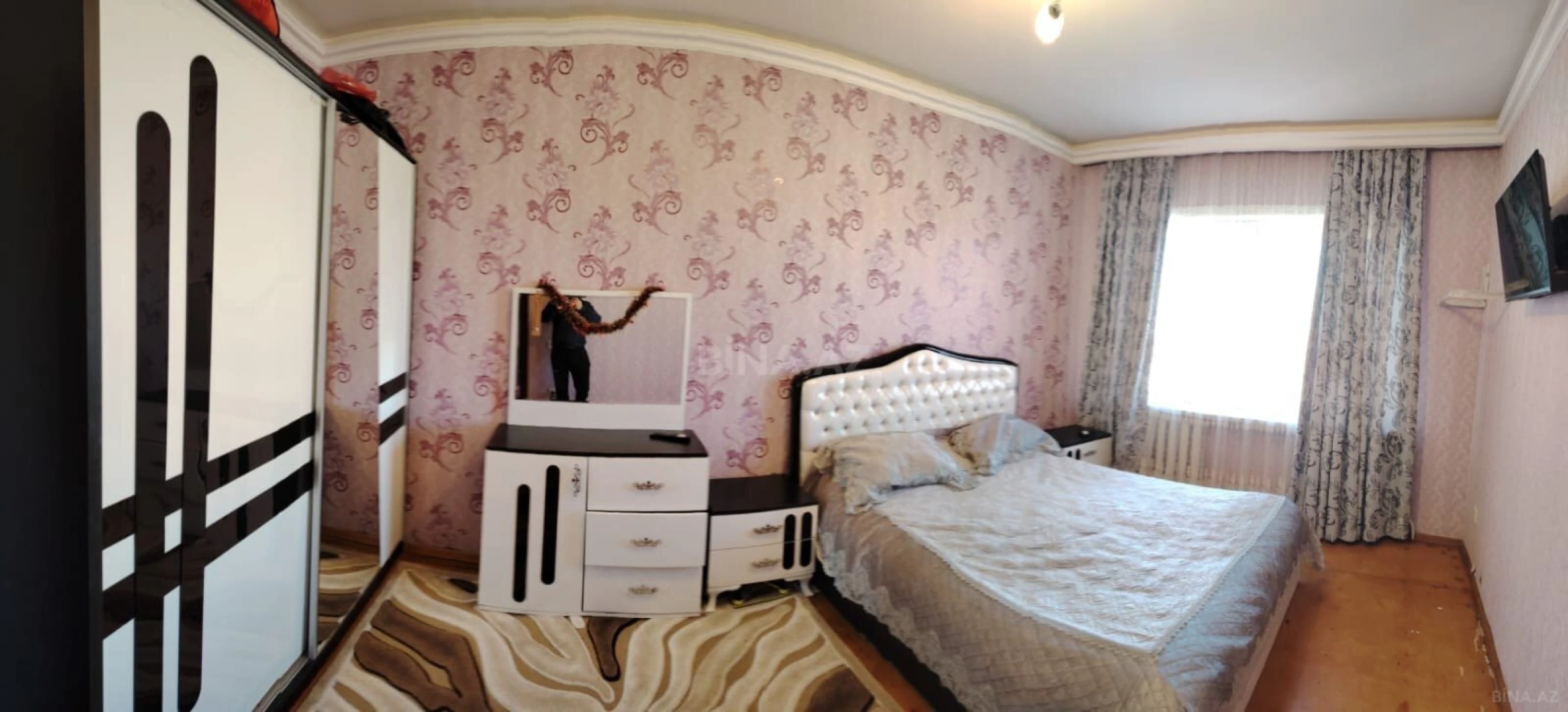 Satılır 5 otaqlı mənzil 120 m²