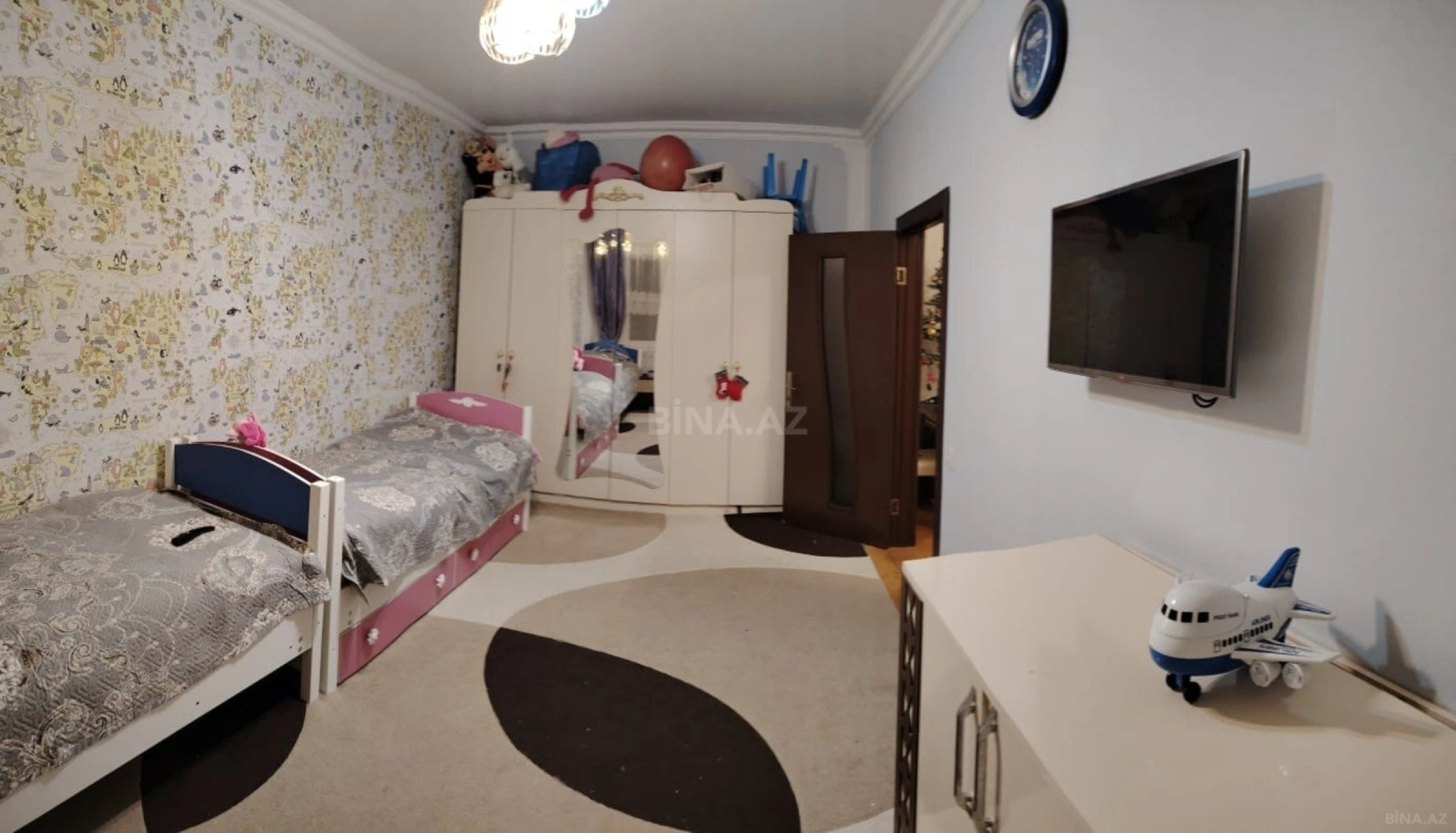 Satılır 5 otaqlı mənzil 120 m²