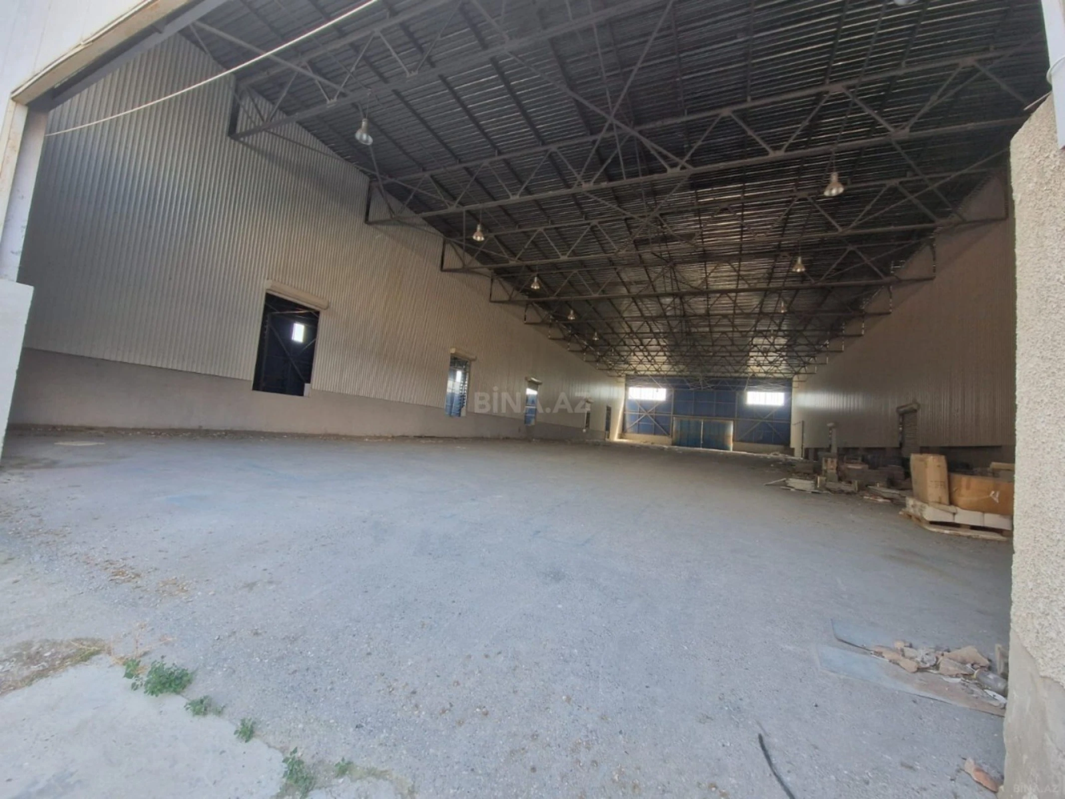 Kirayə verilir obyekt 8600 m²