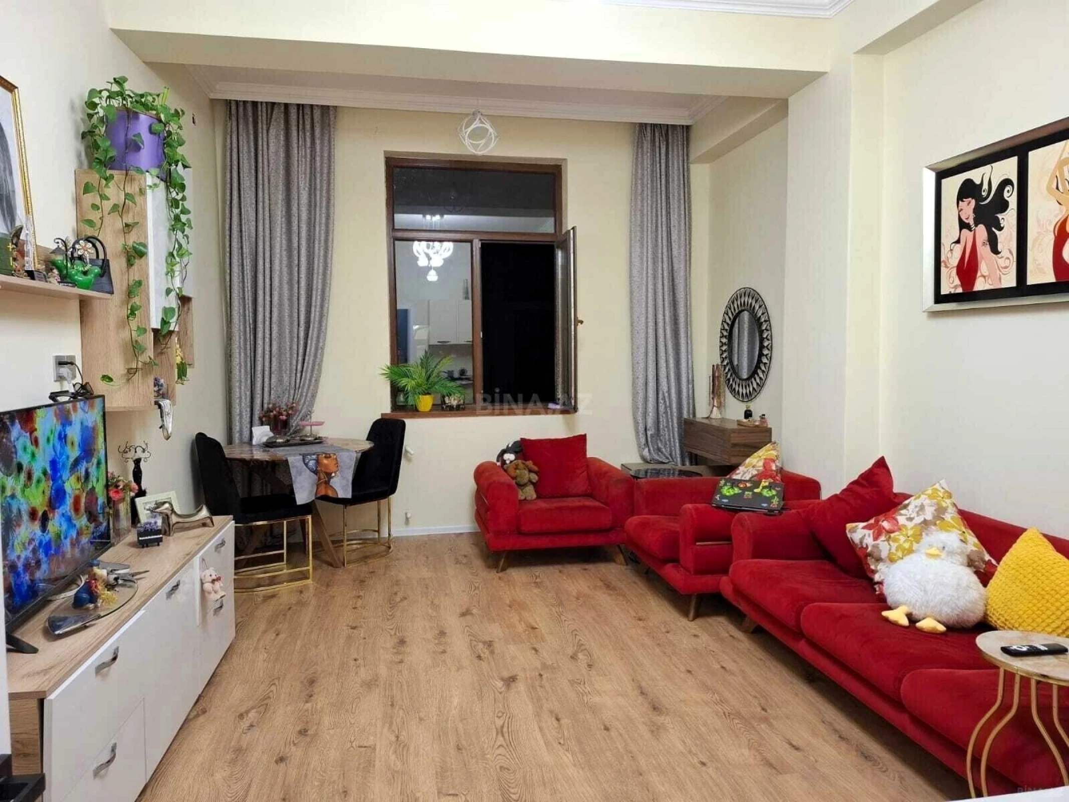 Satılır 2 otaqlı mənzil 55 m²