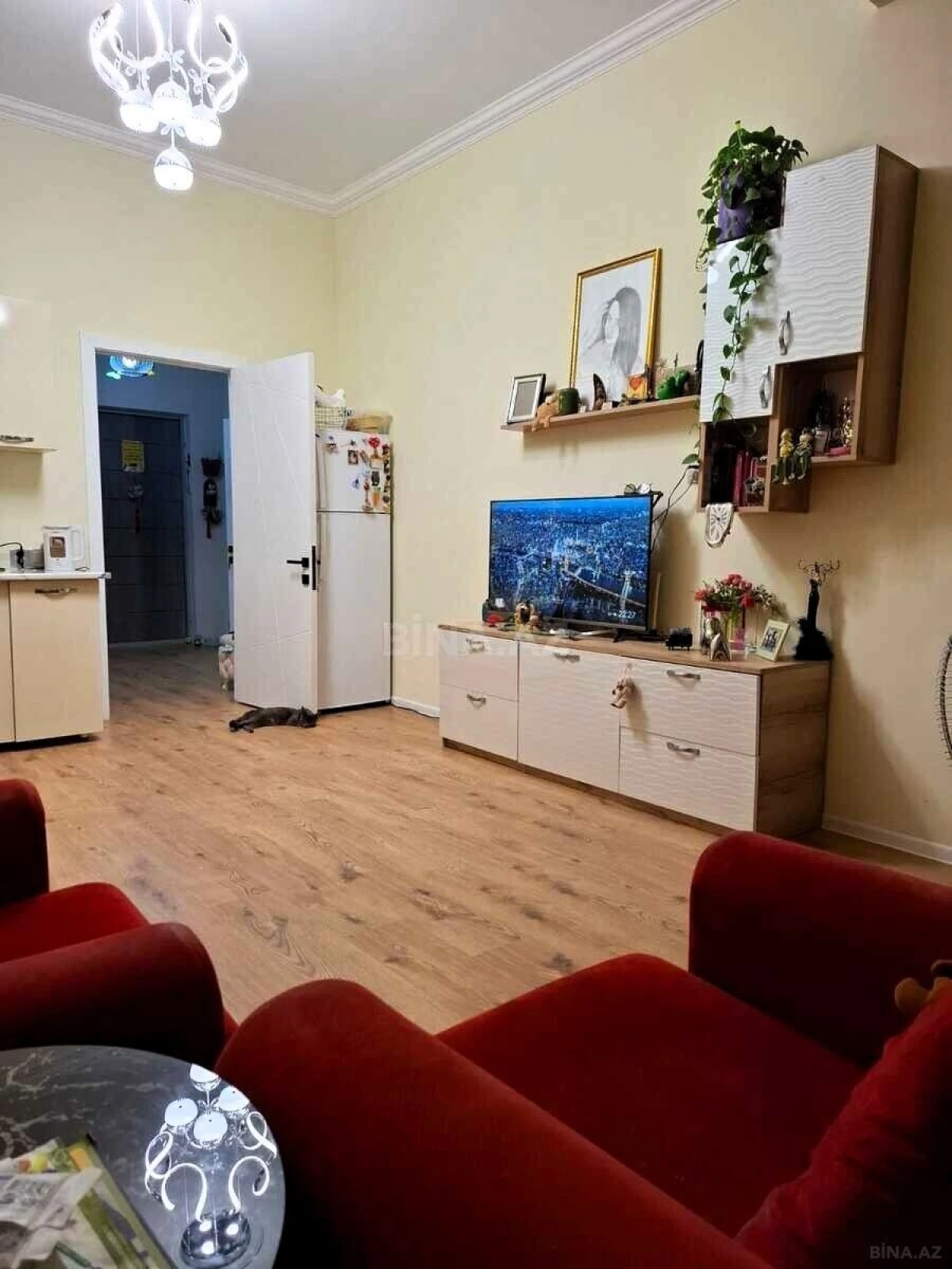 Satılır 2 otaqlı mənzil 55 m²