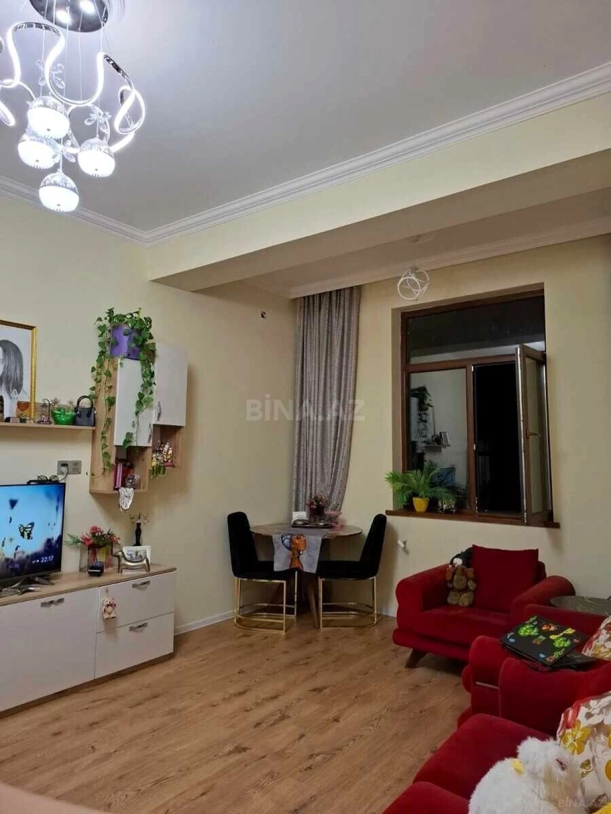 Satılır 2 otaqlı mənzil 55 m²