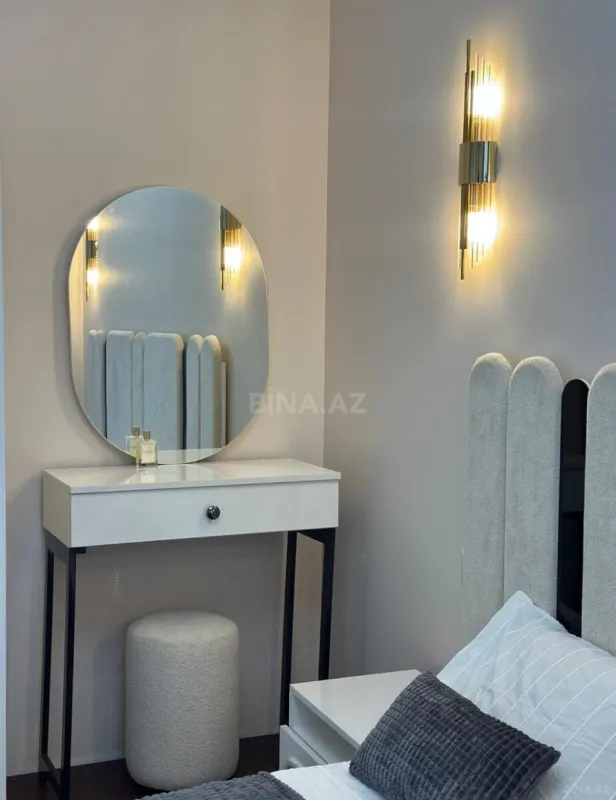 Kirayə verilir 2 otaqlı mənzil 95 m²
