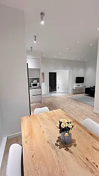 Satılır 2 otaqlı mənzil 70 m²