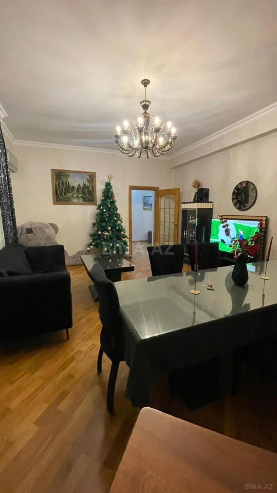Satılır 3 otaqlı mənzil 132 m²