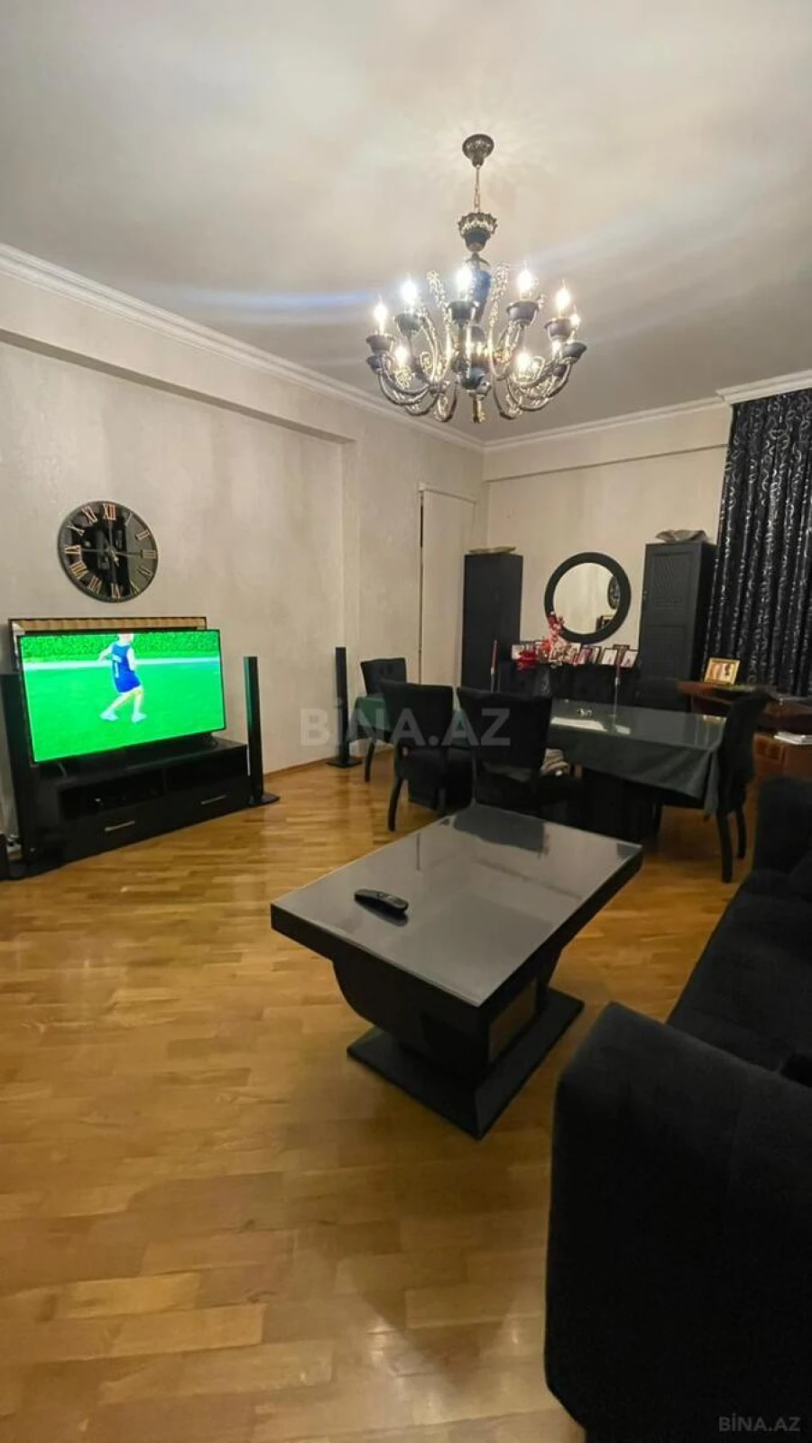 Satılır 3 otaqlı mənzil 132 m²