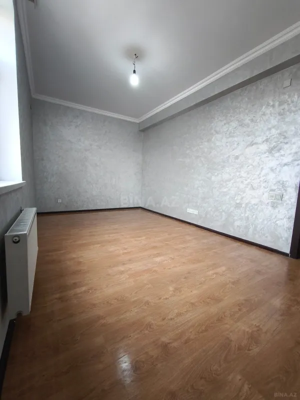 Satılır 2 otaqlı mənzil 67 m²