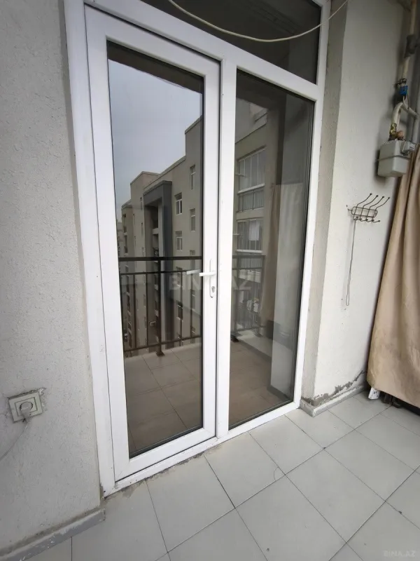 Satılır 2 otaqlı mənzil 67 m²