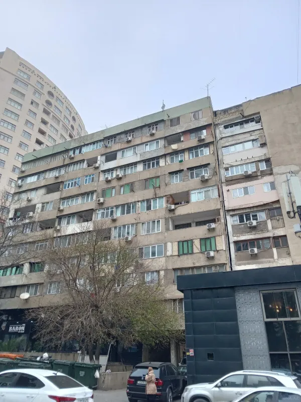 Satılır 3 otaqlı mənzil 80 m²