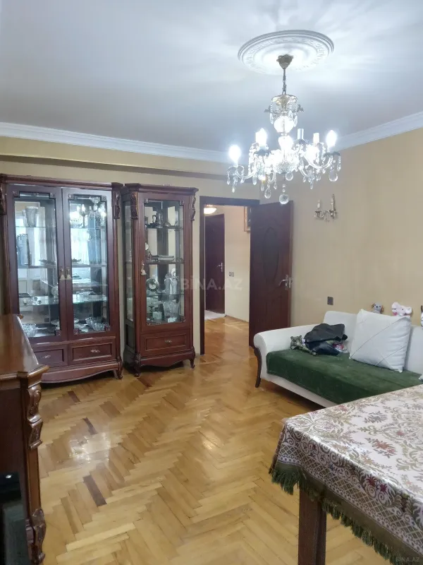Satılır 3 otaqlı mənzil 80 m²
