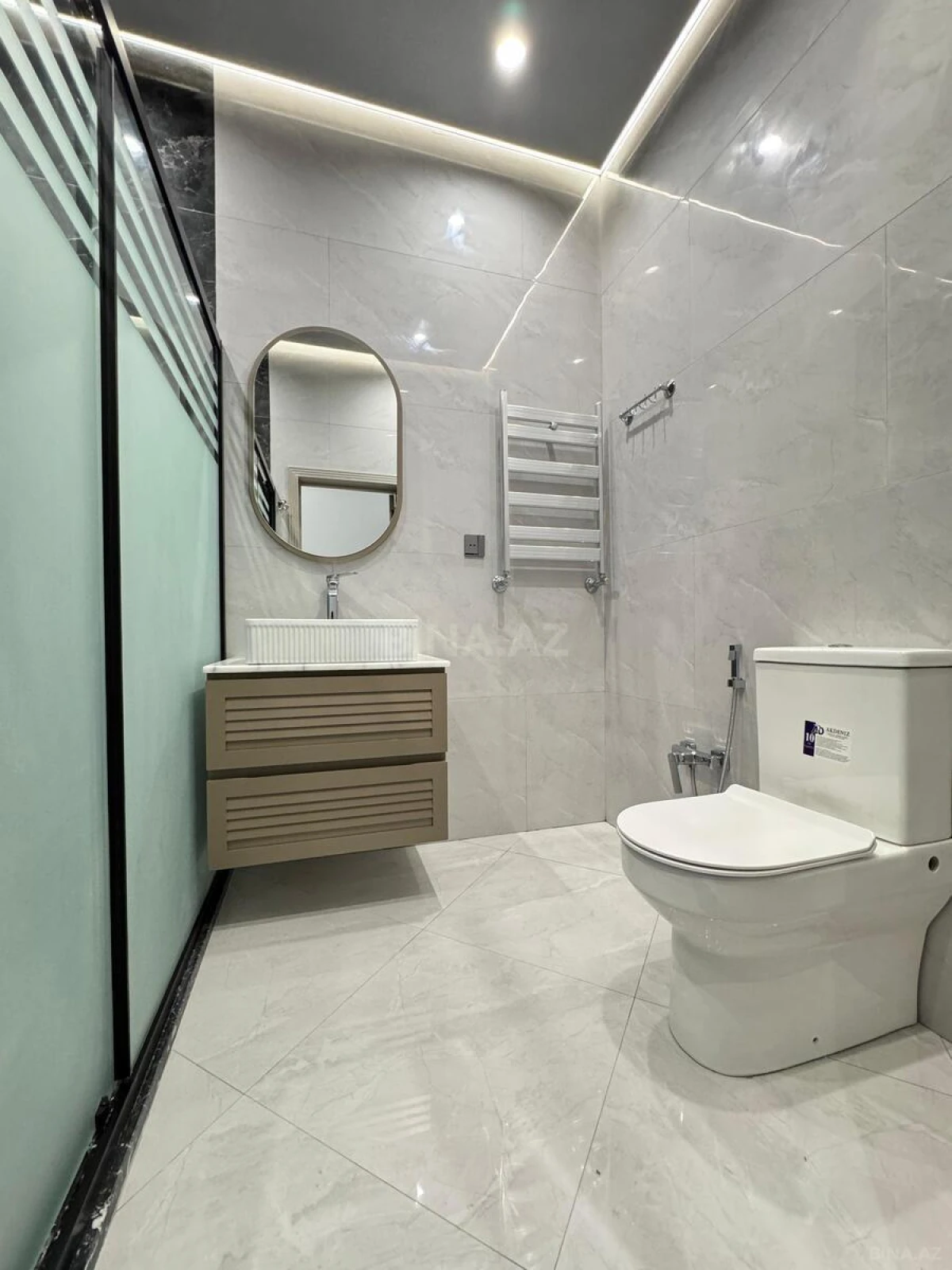 Satılır 4 otaqlı həyət evi 160 m²