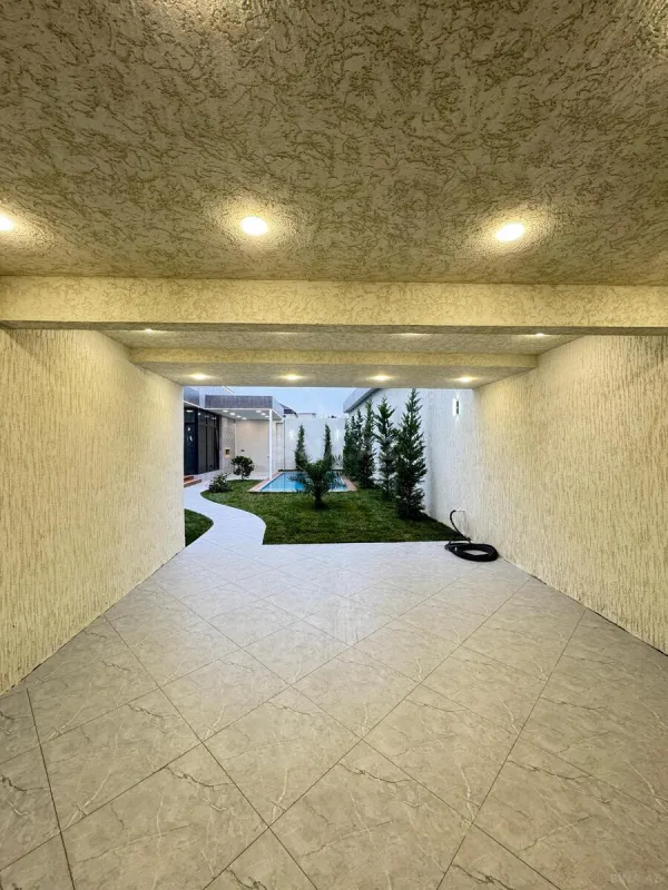 Satılır 4 otaqlı həyət evi 160 m²