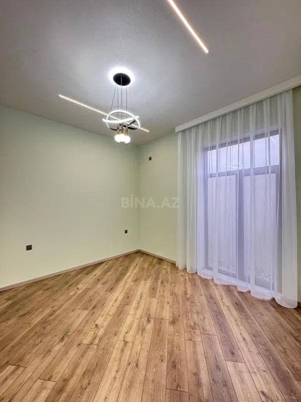 Satılır 4 otaqlı həyət evi 160 m²