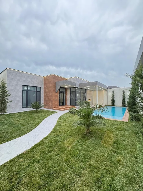 Satılır 4 otaqlı həyət evi 160 m²