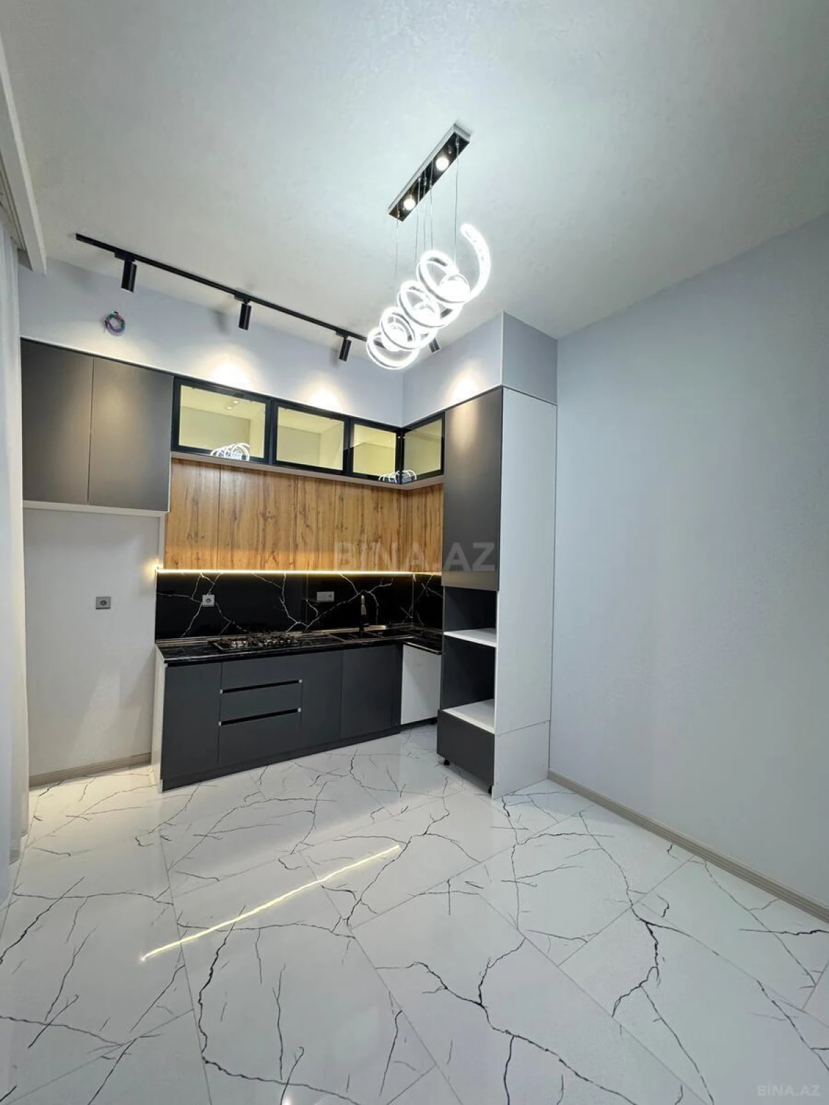 Satılır 4 otaqlı həyət evi 160 m²