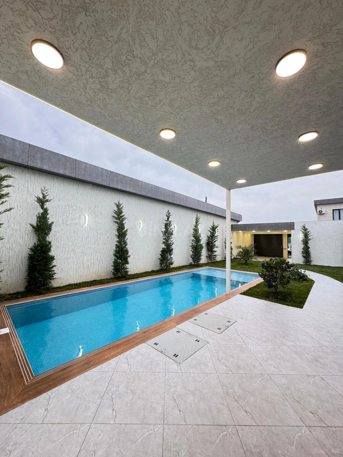 Satılır 4 otaqlı həyət evi 160 m²