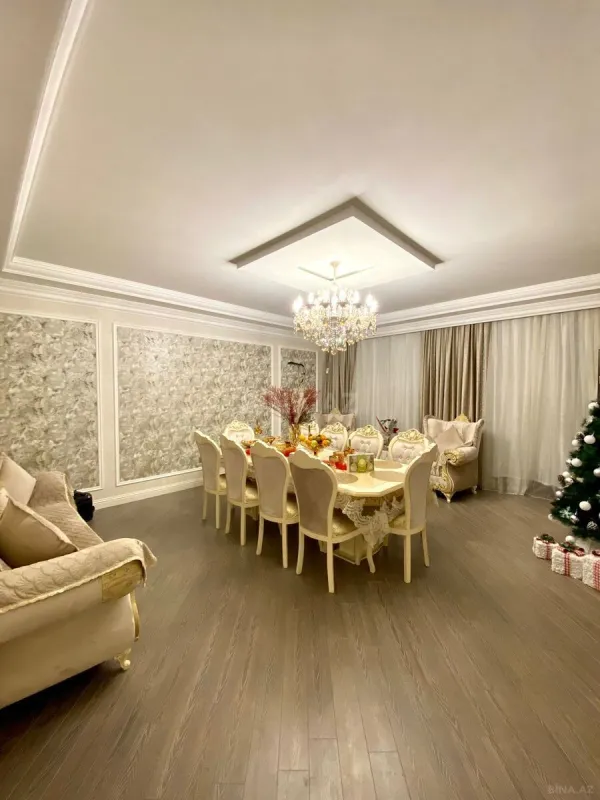 Satılır 3 otaqlı mənzil 160 m²