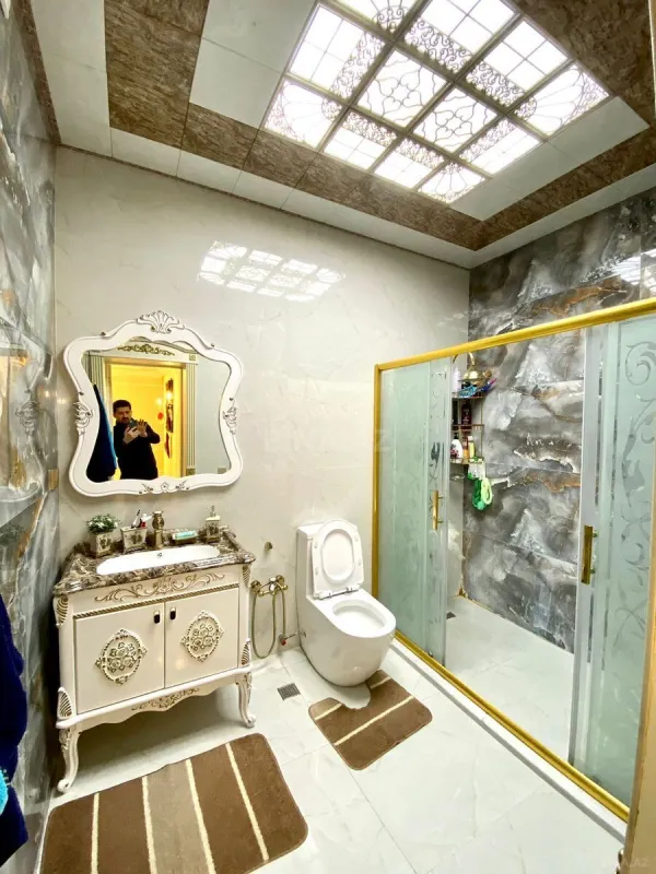 Satılır 3 otaqlı mənzil 160 m²