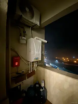 Satılır 3 otaqlı mənzil 160 m²