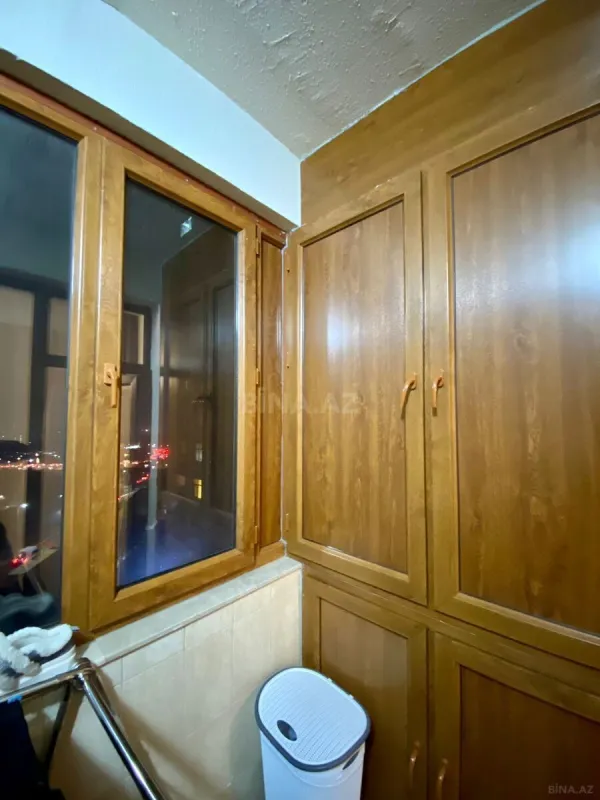 Satılır 3 otaqlı mənzil 160 m²