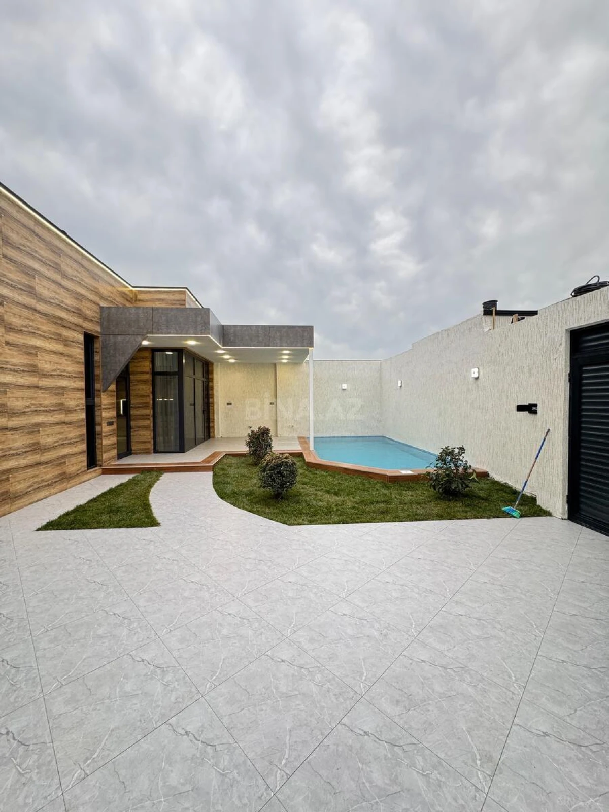 Satılır 3 otaqlı həyət evi 40 m²