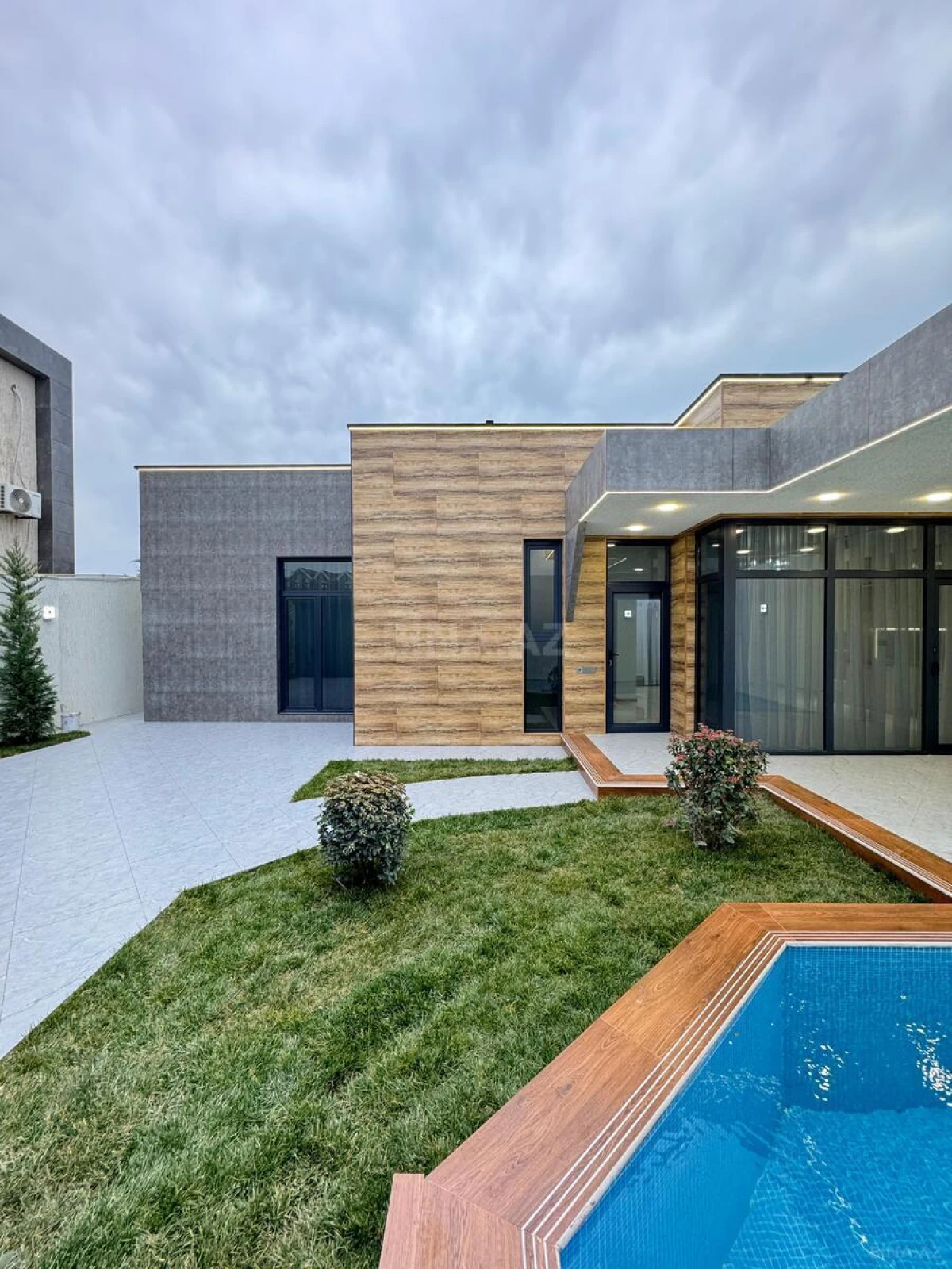 Satılır 3 otaqlı həyət evi 40 m²