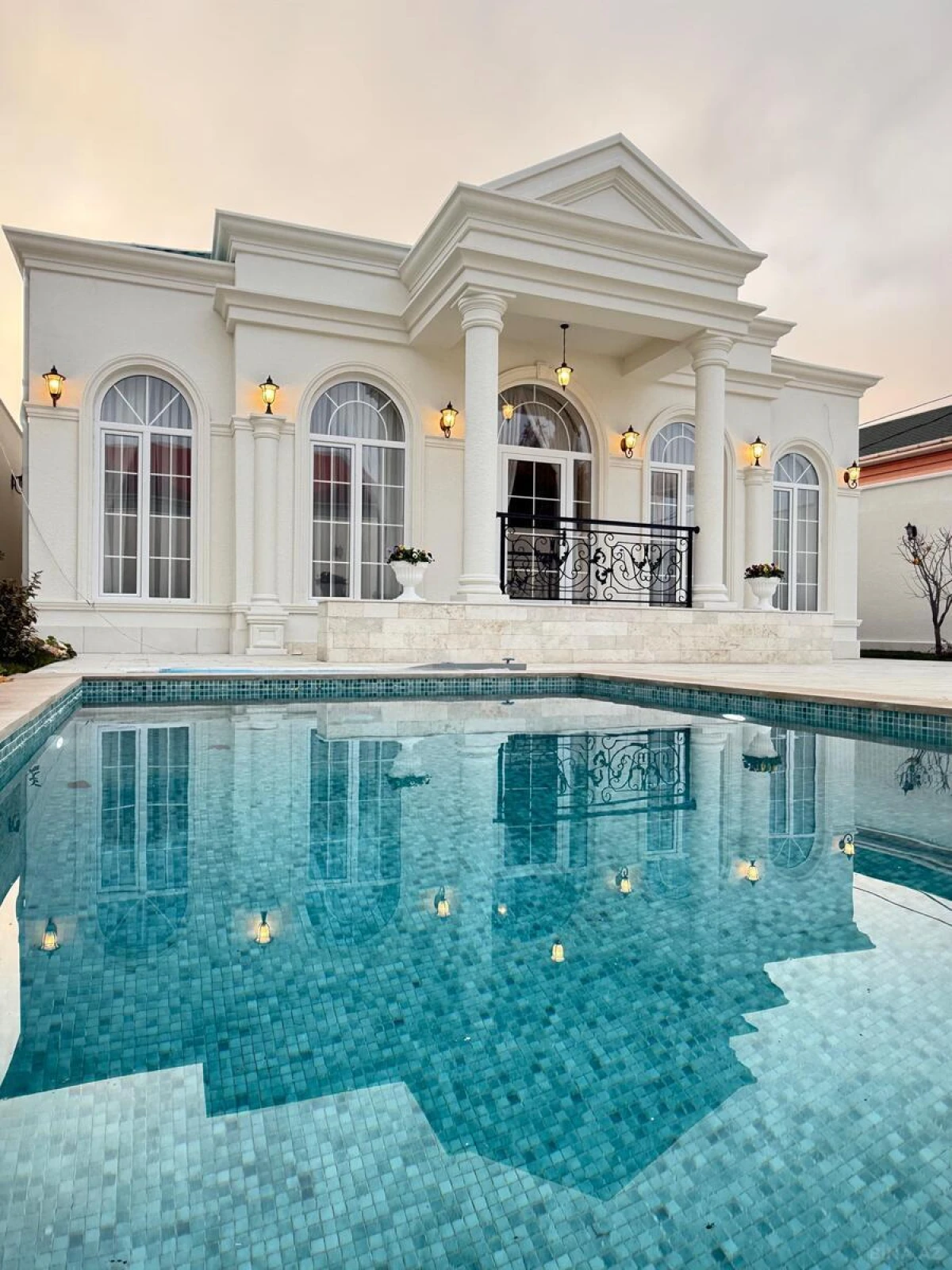 Satılır 4 otaqlı həyət evi 130 m²