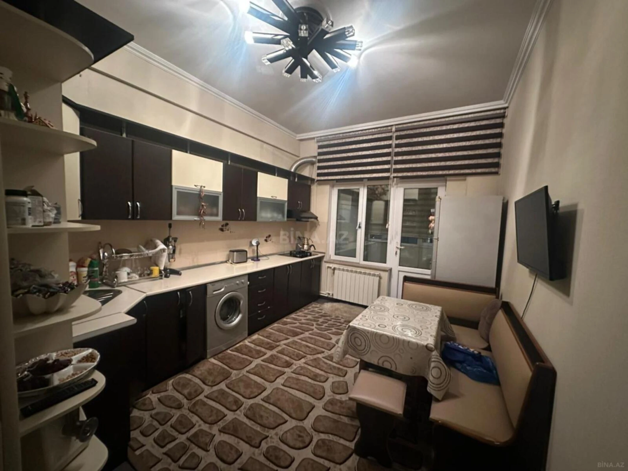 Satılır 3 otaqlı mənzil 140 m²