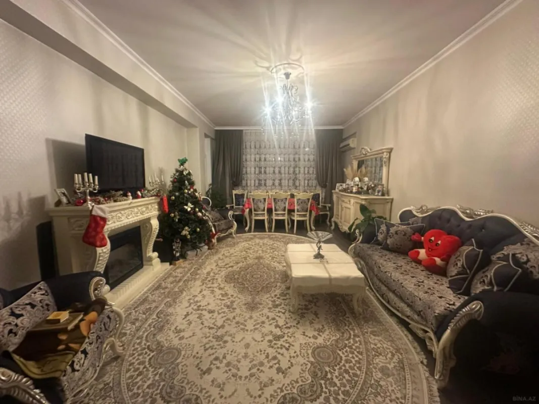 Satılır 3 otaqlı mənzil 140 m²