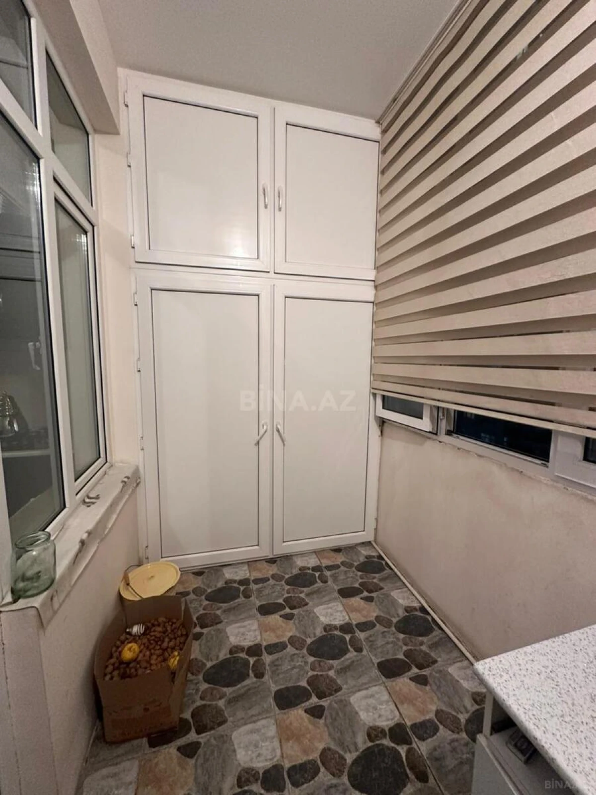 Satılır 3 otaqlı mənzil 140 m²