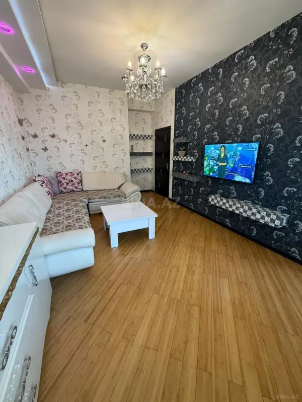 Kirayə verilir 2 otaqlı mənzil 65 m²