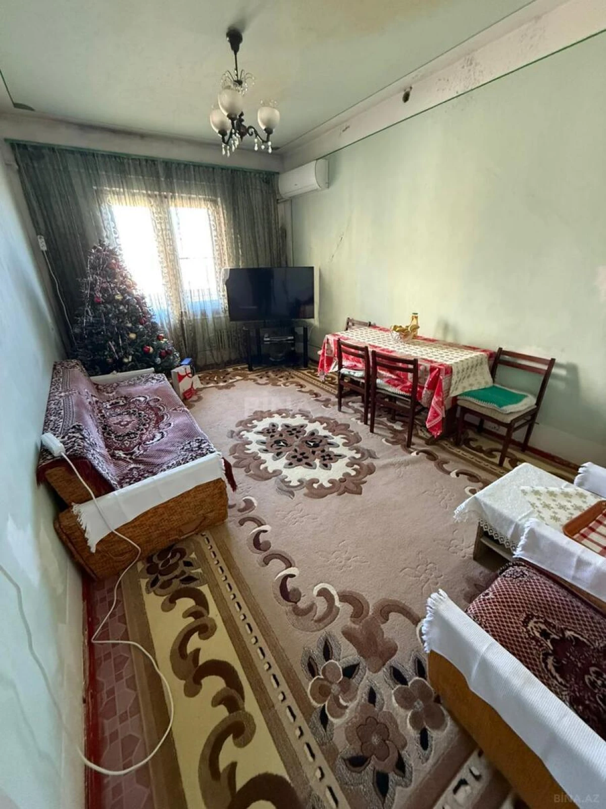 Satılır 4 otaqlı mənzil 110 m²