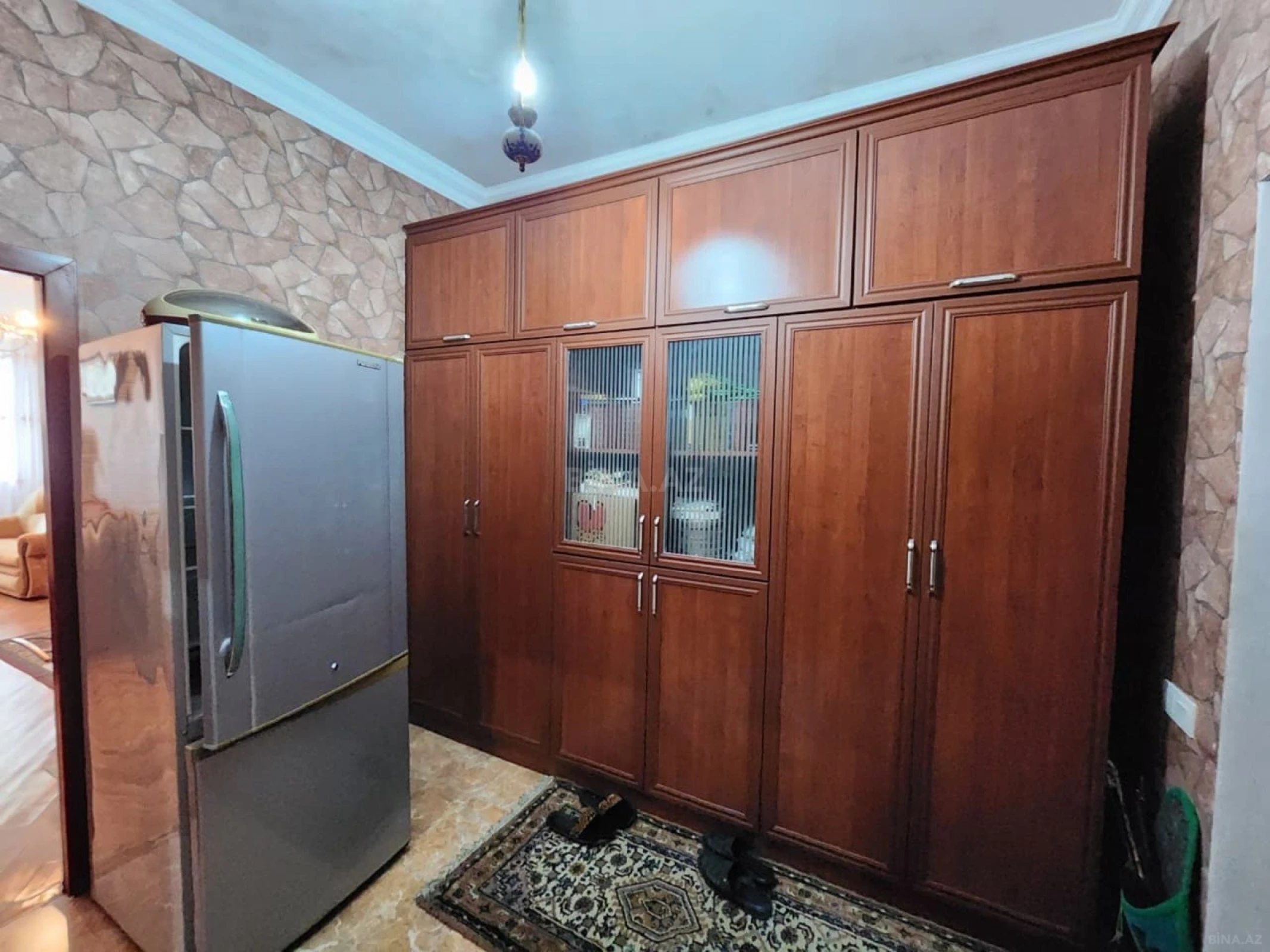 Kirayə verilir 2 otaqlı mənzil 64 m²