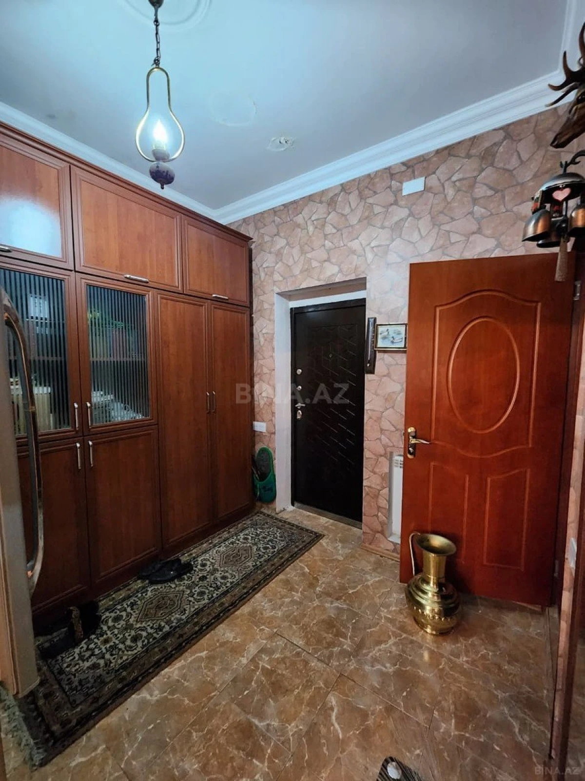 Kirayə verilir 2 otaqlı mənzil 64 m²