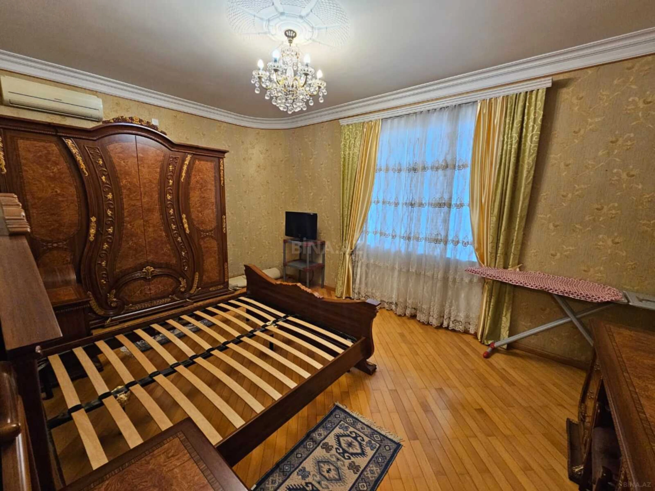 Kirayə verilir 3 otaqlı mənzil 135 m²
