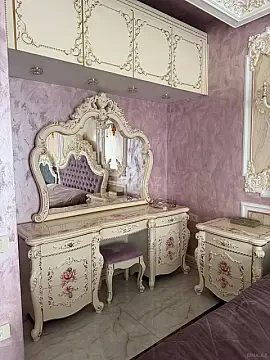 Satılır 3 otaqlı mənzil 144 m²