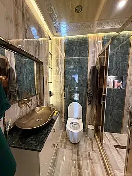 Satılır 3 otaqlı mənzil 144 m²