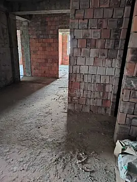 Satılır 4 otaqlı mənzil 186 m²