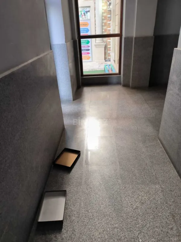 Satılır 4 otaqlı mənzil 186 m²